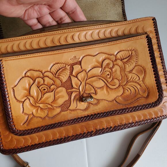 Vtg Mexican Hand Tooled Leather Bag Horses Roses Retro Boho Hippie Artsy Artisan - Picture 7 of 13